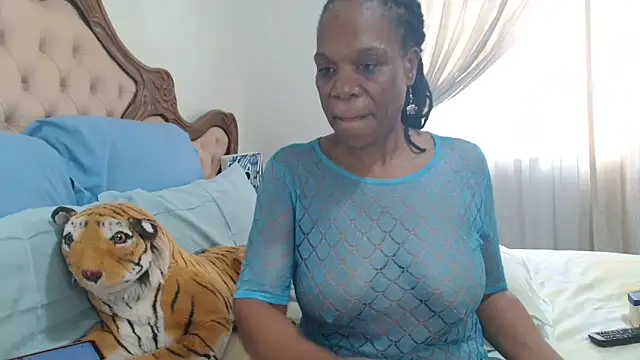 Hotcougar webcam