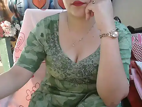 _chitranshi - _chitranshi's free webcam - UK Sex Cams