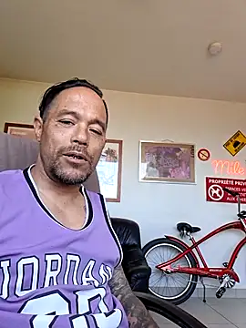 Mr_Graffitimile webcam