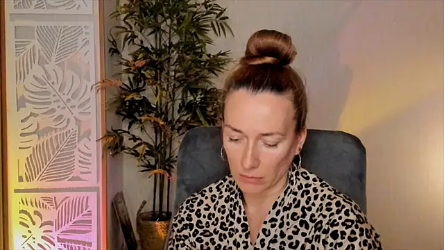 RebeccaMartinez webcam