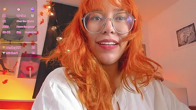 _Moon_Johnson webcam