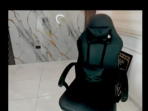 queen_findom1 webcam