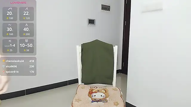 美女KK-328在线直播