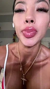 kalabeckett_ (F young) - Hard Spanks Ass😈