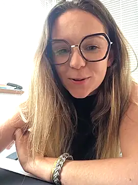 lucie_mehott Live Webcam on Stripchat