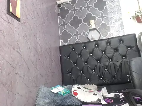 couple_dav_and_lio webcam