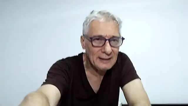 BIGUNCUTHARDCOCK webcam