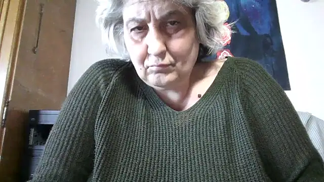 ExquisiteMature webcam