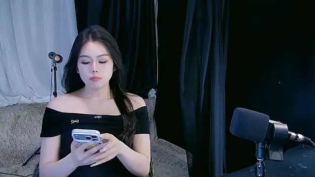 yoyo-o88 webcam stripchat model stream image