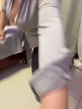 美女jiajia1060在线直播