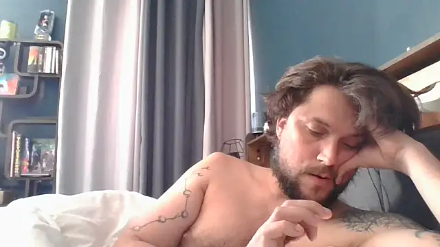 Titilouonlyf69 webcam