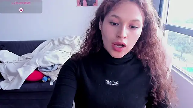 iam_nikki - Iam_Nikki's free webcam - UK Sex Cams