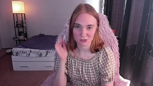 ReddHotPipper webcam