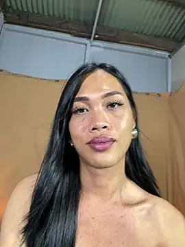 Majesticaaurax webcam