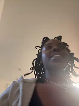 thechocolatepeach webcam