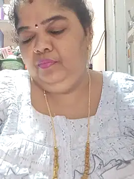 tamilthanushri webcam