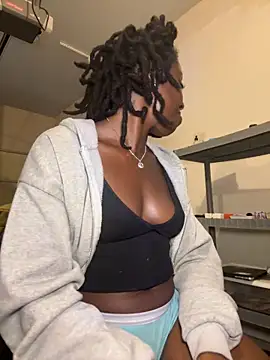 thechocolatepeach webcam
