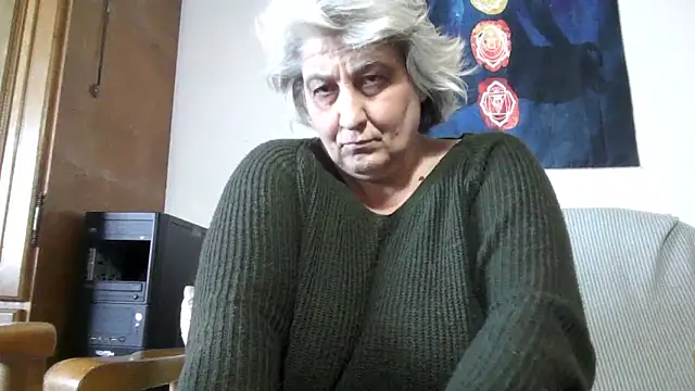 ExquisiteMature webcam