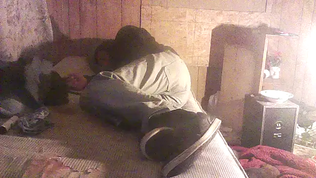 luke_thighwalker2469 webcam