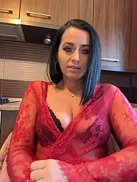 Hotmomcheckk_ webcam