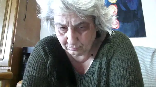 ExquisiteMature webcam