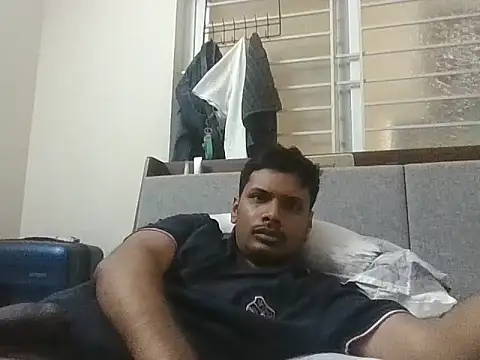 bakasur_19 - Bakasur_19's free webcam - UK Sex Cams