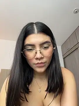 Julieta_Hornyx webcam