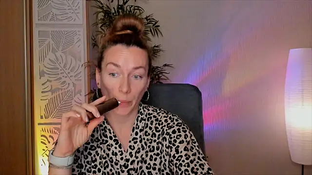 RebeccaMartinez webcam