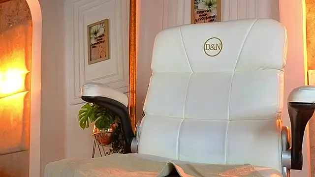 AlessiaLondon webcam