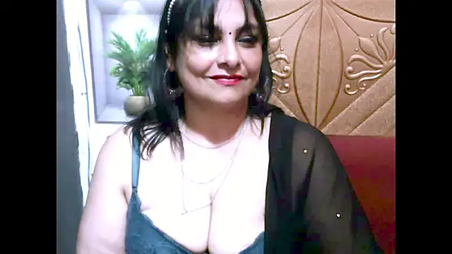 Indiansweetness77 webcam