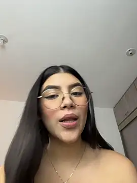 Julieta_Hornyx webcam