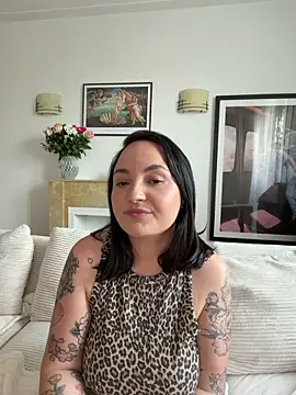 Orgasmille Stripchat cam model