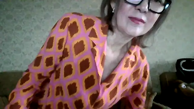 Elegant00Lady webcam