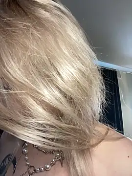 DriveThruCiri webcam