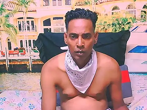 IndianHunk01 webcam