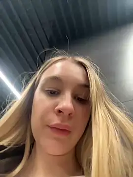 SashaCatt's Live Sex Cam Show