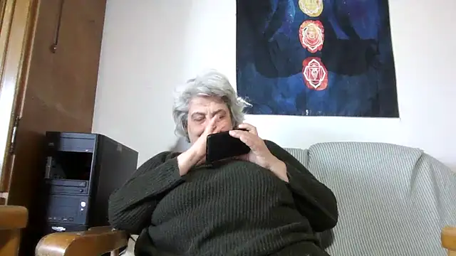 ExquisiteMature webcam