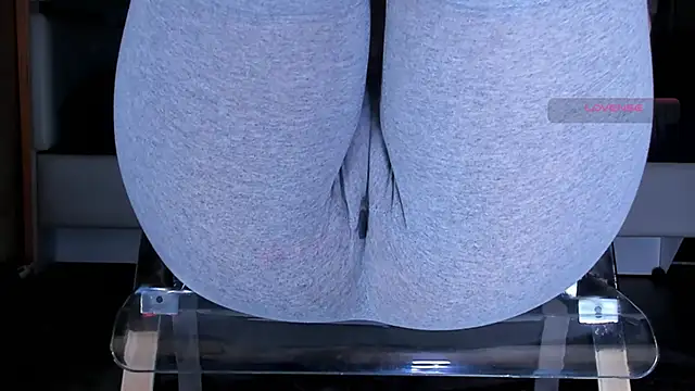 Cameltoe_squirt_inPants webcam