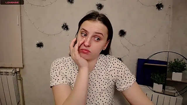 amandadimond_ - AmandaDimond_'s free webcam - UK Sex Cams