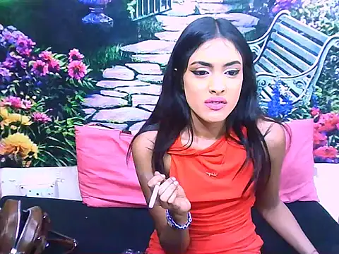 IndianPretty14u2Luv webcam