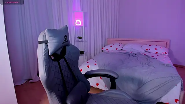 madison_dolly - Madison_dolly's free webcam - UK Sex Cams