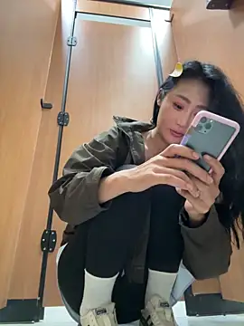 美女so-linger在线直播