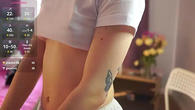 August_female webcam