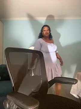 jess555 (F milf) - help me buy a new domi lovers