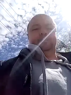 Luceriusbigass webcam