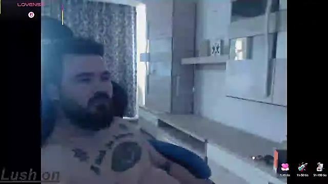 RelentlessNoir webcam