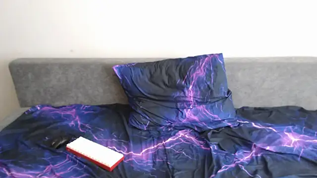 Student_Oliver live sex cam