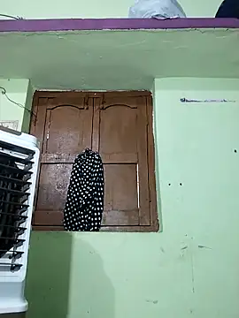 Webcam Model (Priyanka_30)  is live.Free join now!