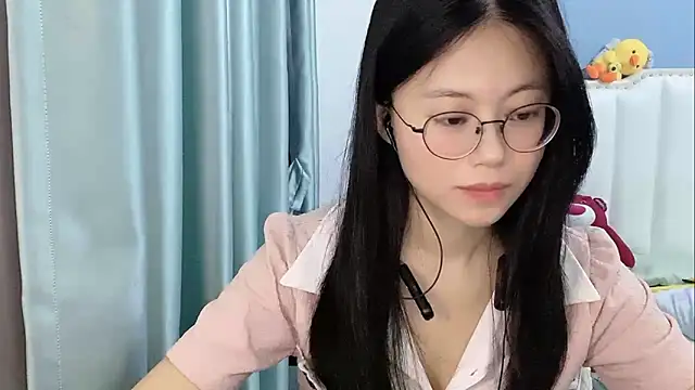 美女Luna-666在线直播