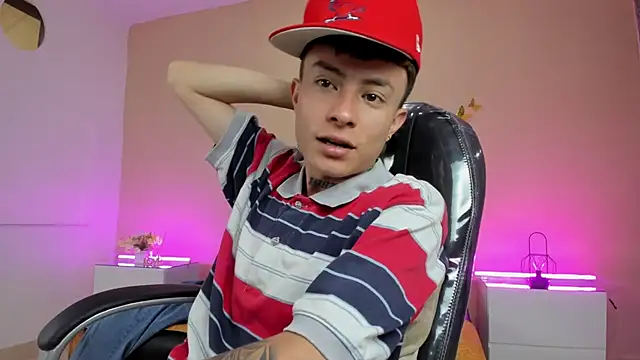 nascary_fox - Nascary_Fox's free webcam - UK Sex Cams